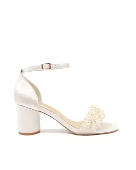 GLORIOUS - IVORY PEARL VELVET BRIDAL SHOES