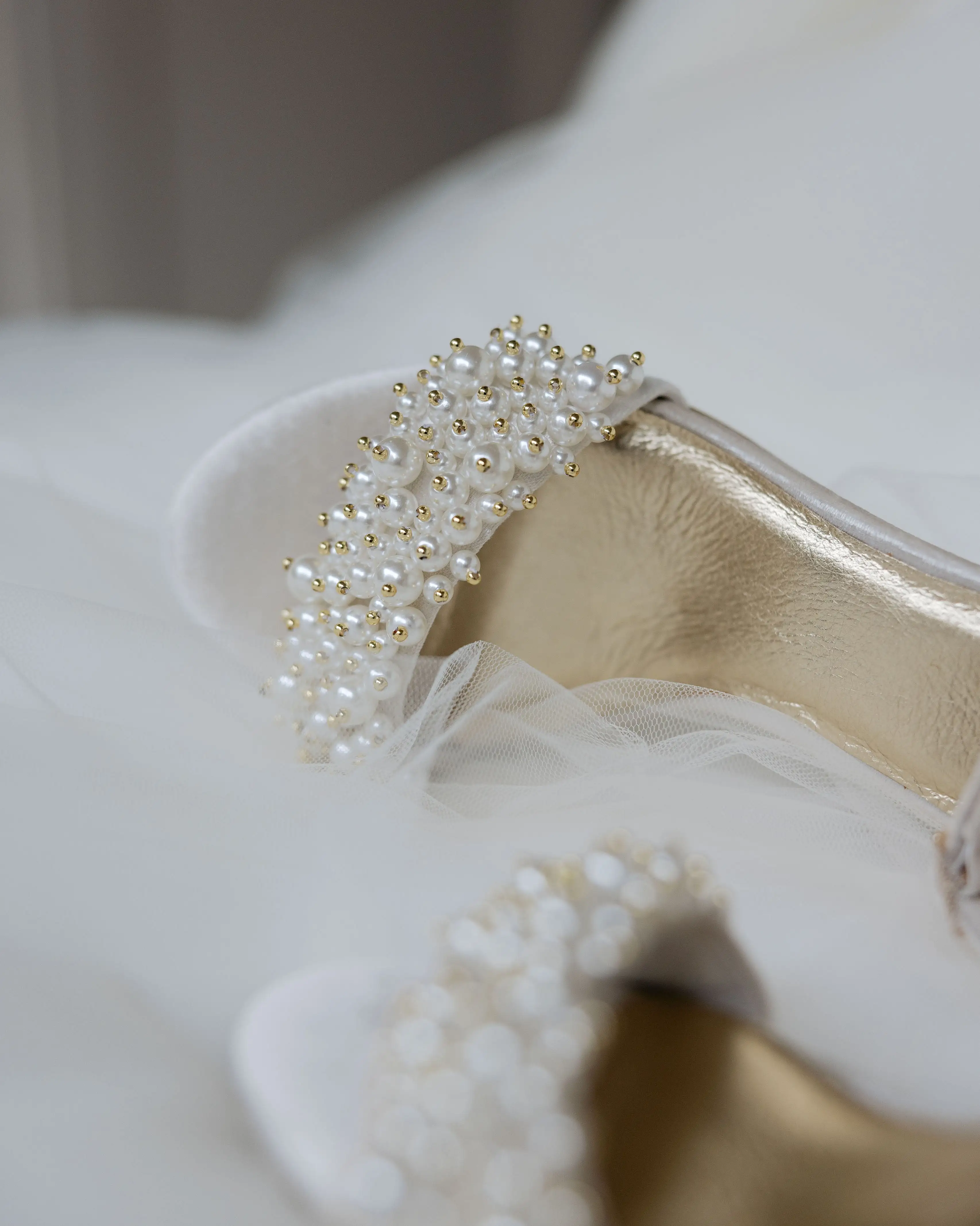 GLORIOUS - IVORY PEARL VELVET BRIDAL SHOES