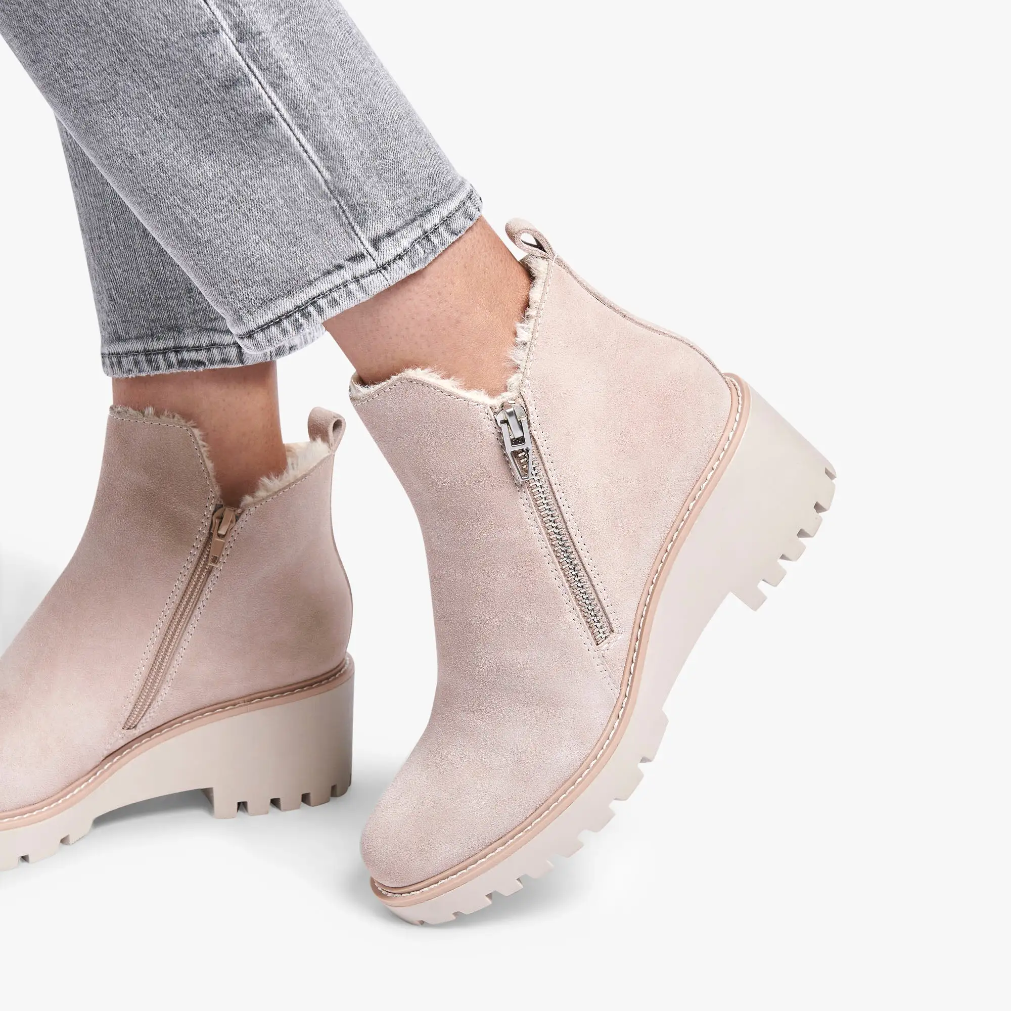 HOLLYN BOOTIES NATURAL SUEDE re:vita