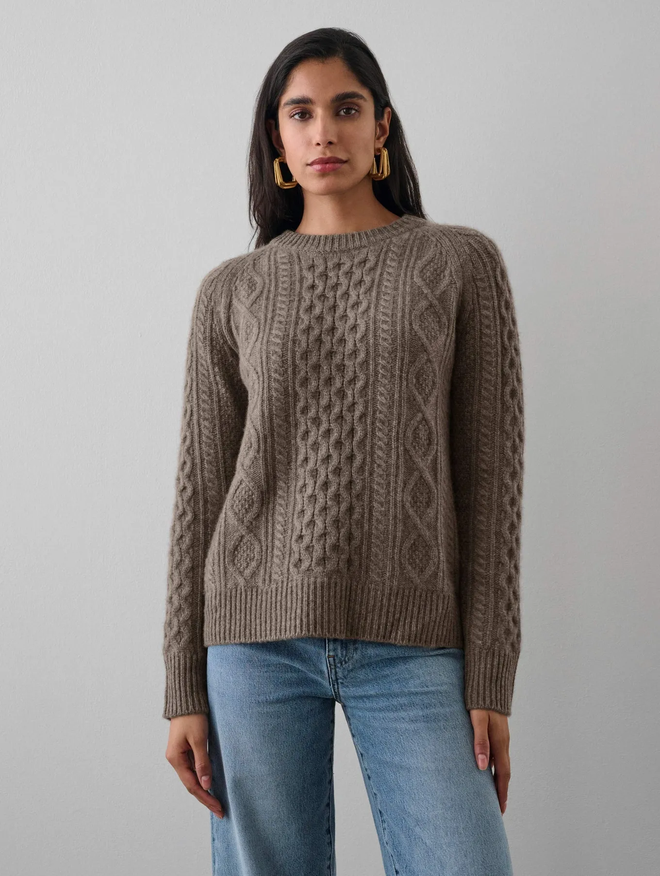 LUXE CASHMERE CABLE CREWNECK