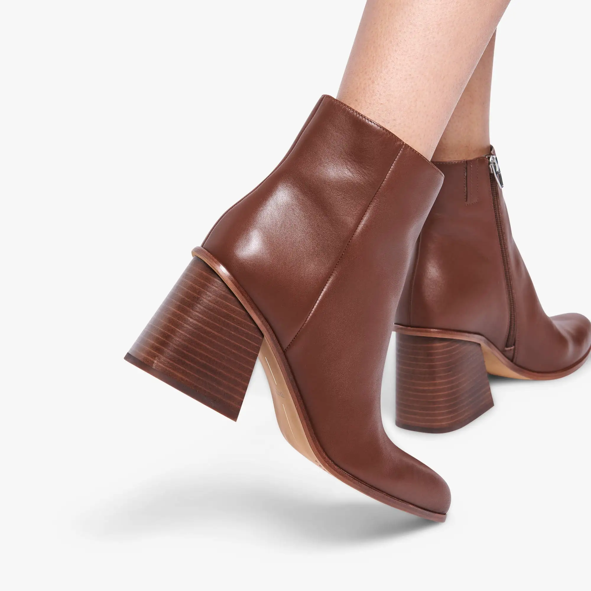 TERRIE BOOTIES CHOCOLATE LEATHER re:vita