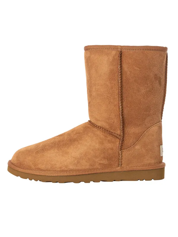 UGG Classic Short Boots - Chestnut