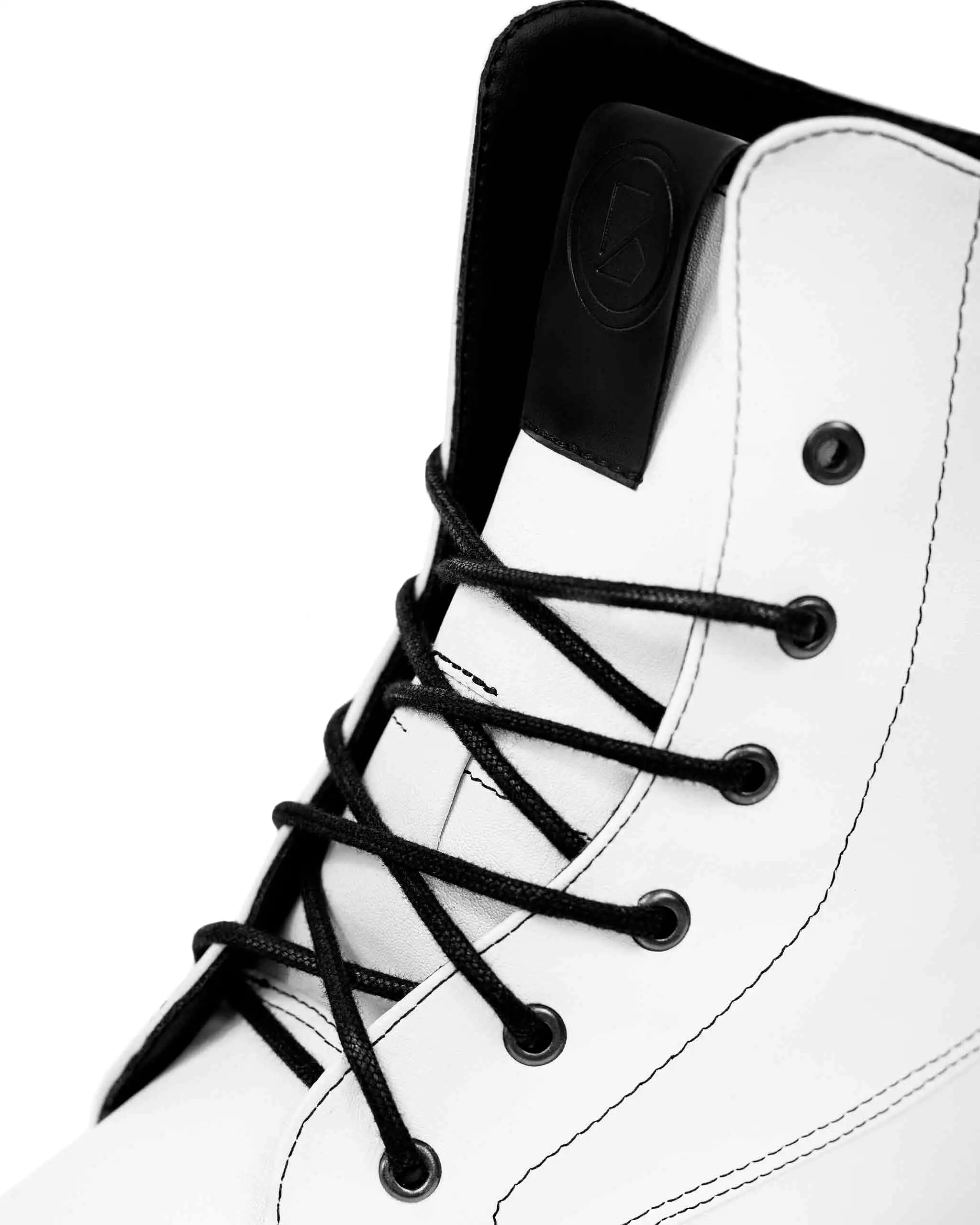 Workers No. 2 Desserto Cactus Vegan Leather Boots | White